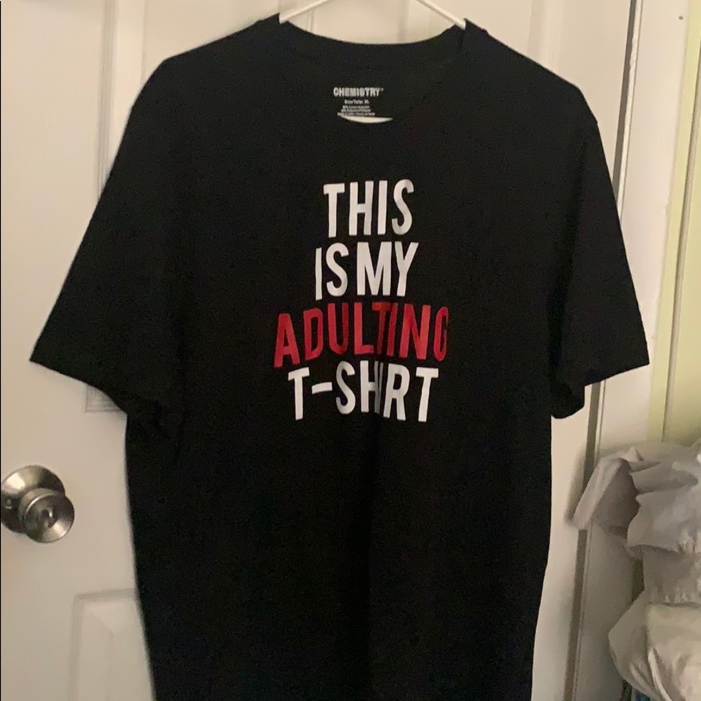 T-SHIRT